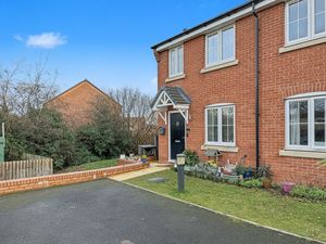 Photo 1- click for photo gallery